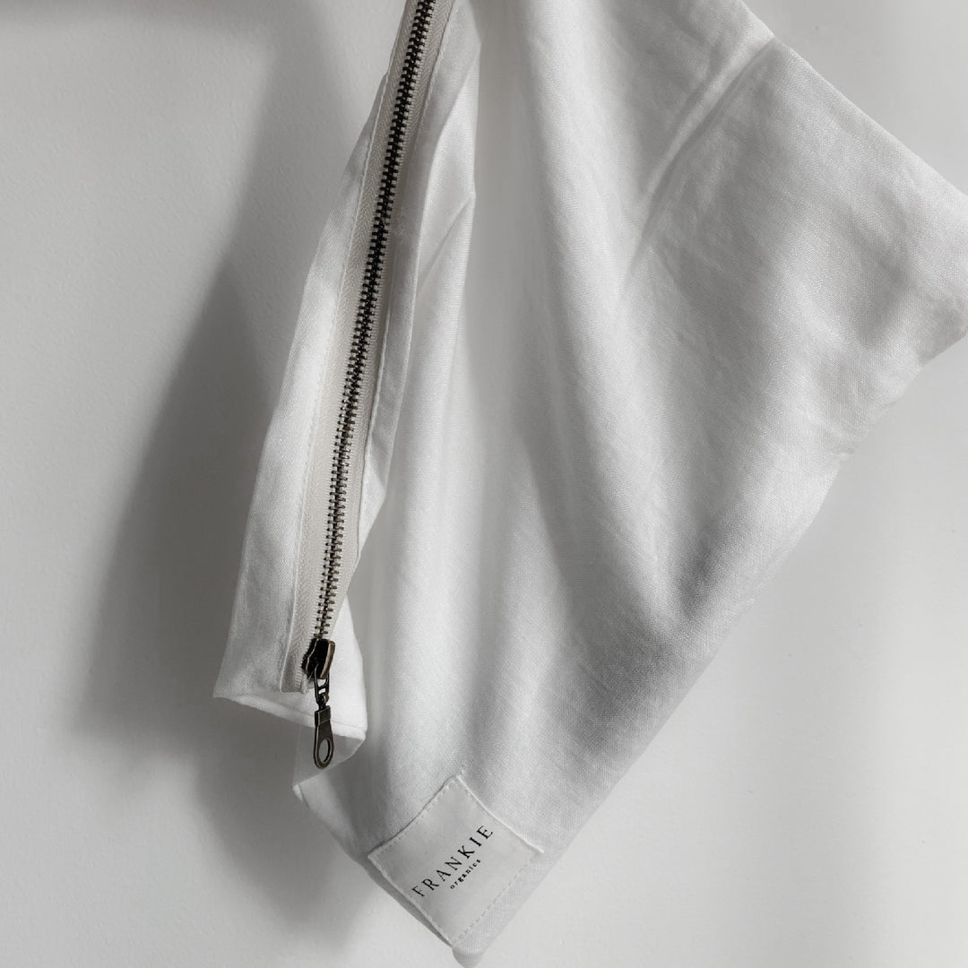 Linen zip pouch